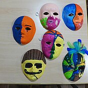und weitere fertiggestellte Masken